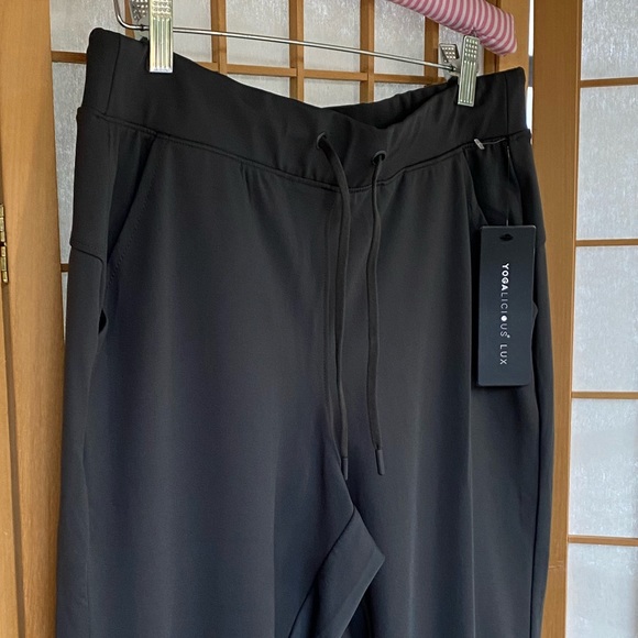 Yogalicious Lux Military Green Activewear Jogger Pants SZ M NWT - Picture 5 of 12